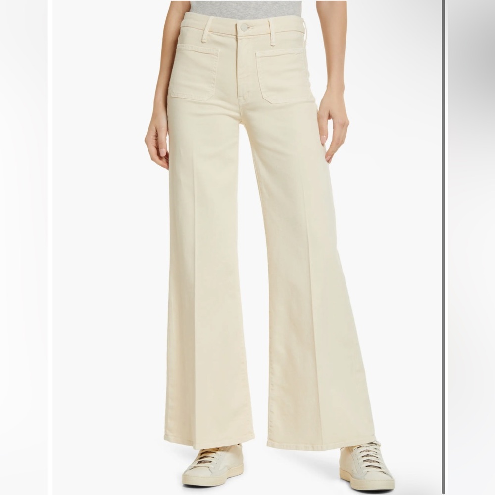 MOTHER Wide-Leg Flare Jeans in Cream